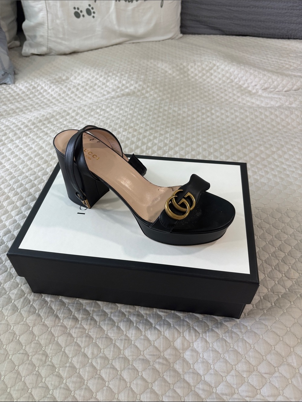 Gucci Black Leather Platform Sandal with Gold GG Hardware
